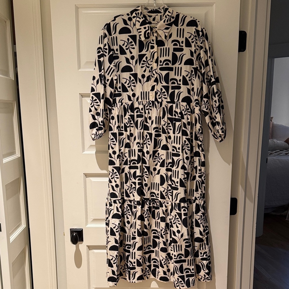 Maeve Monochrome Abstract Long Sleeve Dress from Anthropologie sz small